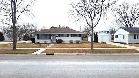 MLS: 1905605