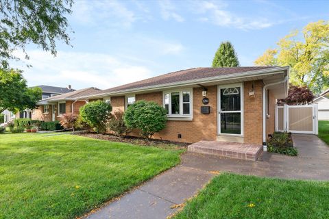 Photo of 3254 E Whittaker Ave, Cudahy, WI 53110 (MLS # 1936127)