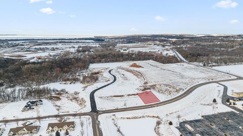 Photo of 1457 Eastwind Ln, Fond Du Lac, WI 54937 (MLS # 1949230)