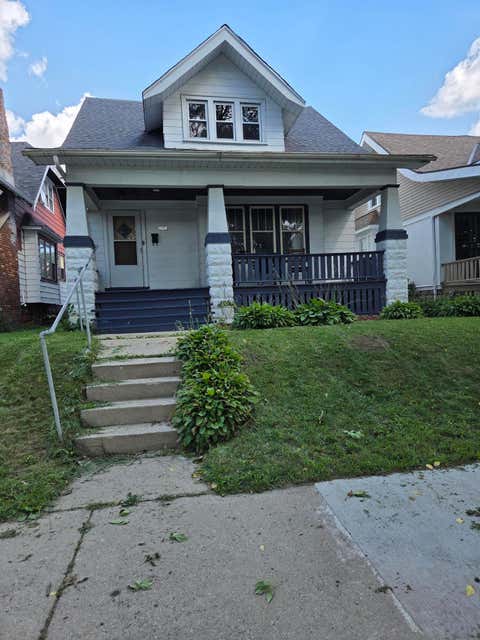 Photo of 2852 N 36th St, Milwaukee, WI 53210 (MLS # 1977509)