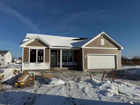 Photo of 3747 Perennial Pkwy, Caledonia, WI 53126 (MLS # 1945239)