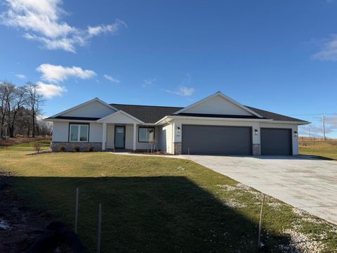 Photo of 2857 Granite Ct, Sheboygan, WI 53081 (MLS # 1949772)