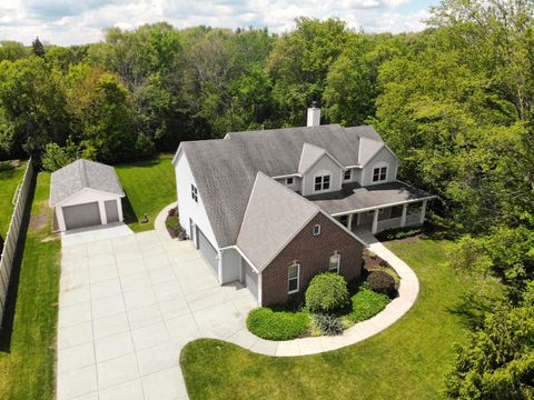 Photo of 9575 W St Martins Rd, Franklin, WI 53132 (MLS # 1920084)