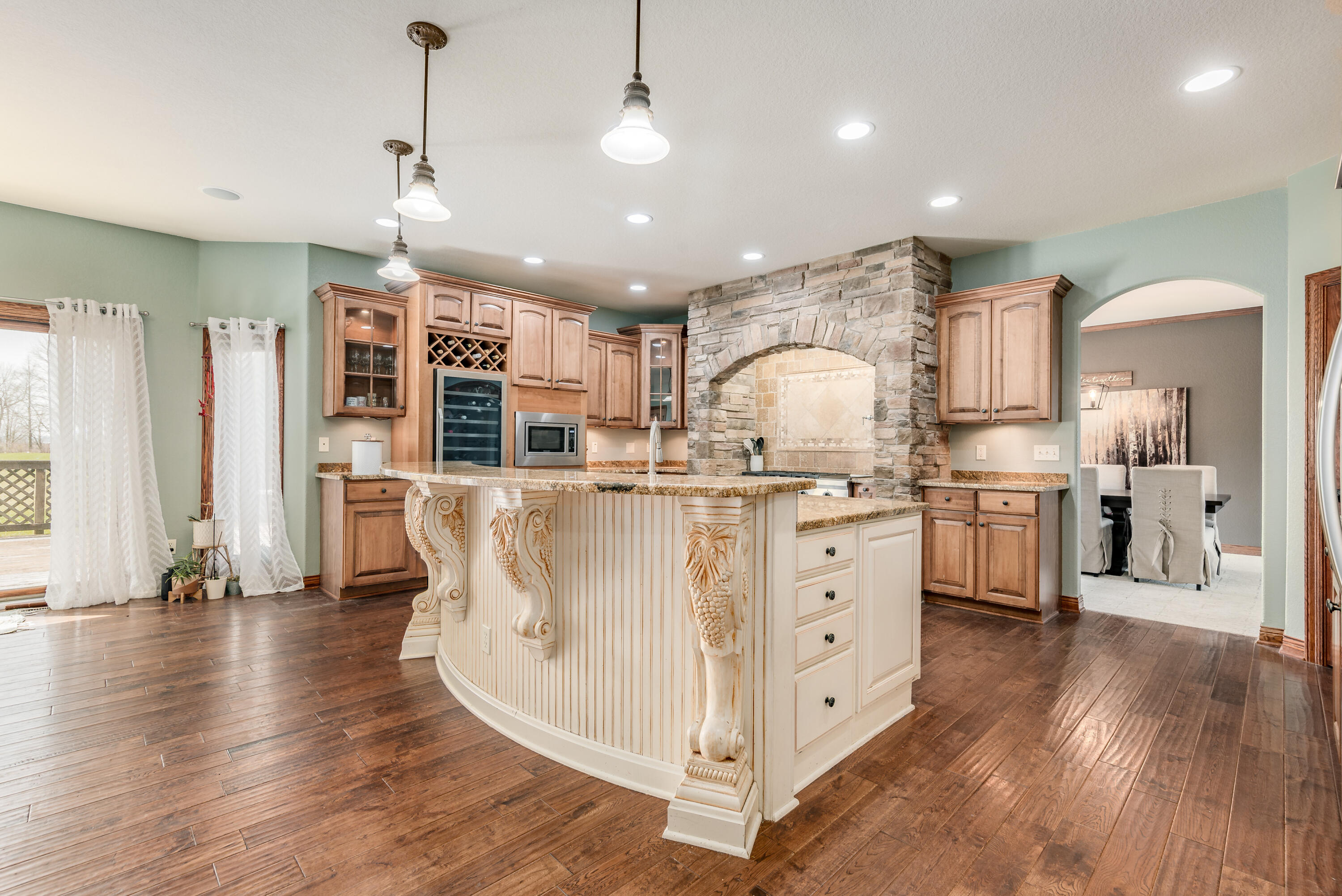 Farmington, Wisconsin 53021, United States, 5 Bedrooms Bedrooms, ,5 BathroomsBathrooms,Residential,Active,227836