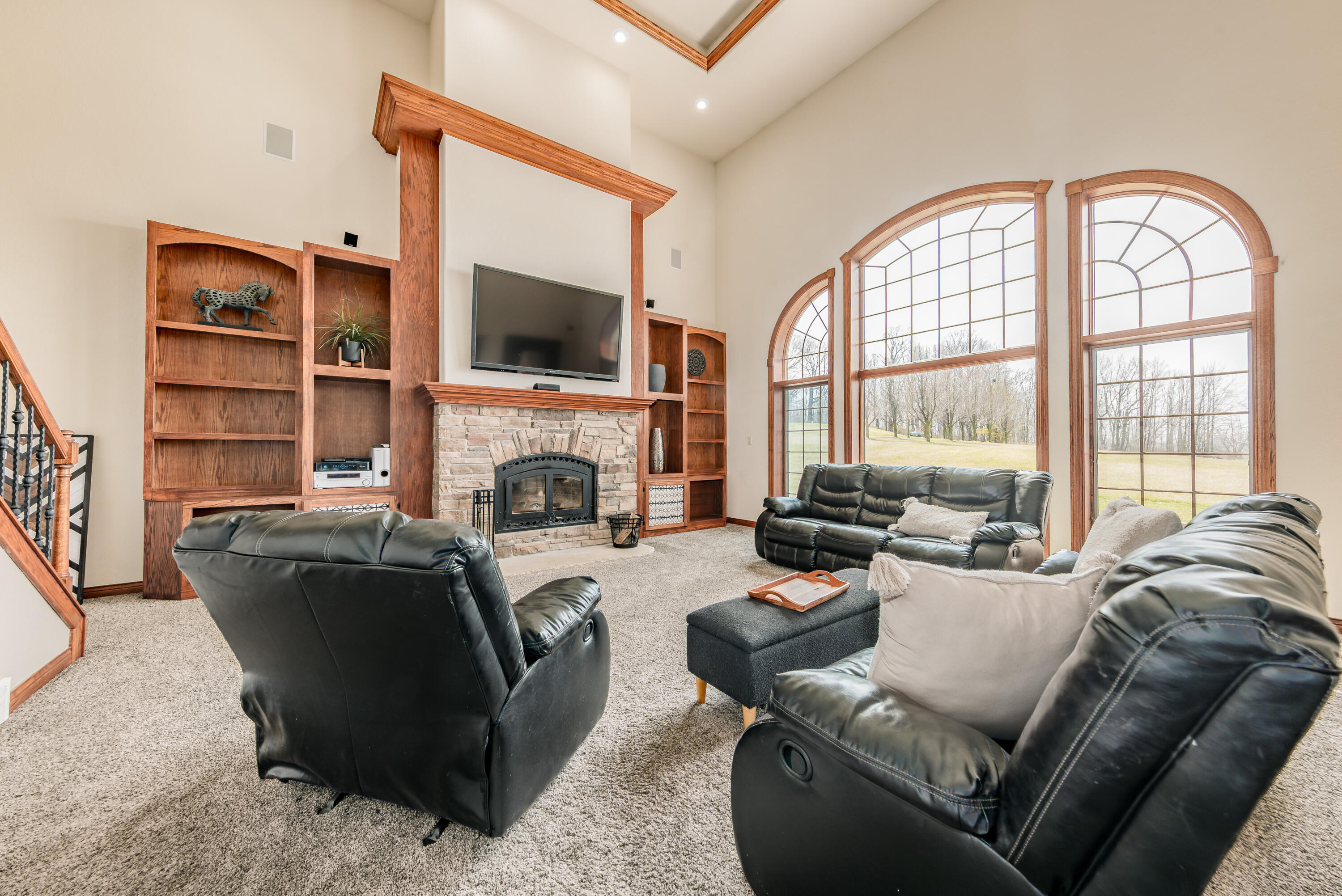 Farmington, Wisconsin 53021, United States, 5 Bedrooms Bedrooms, ,5 BathroomsBathrooms,Residential,Active,227836