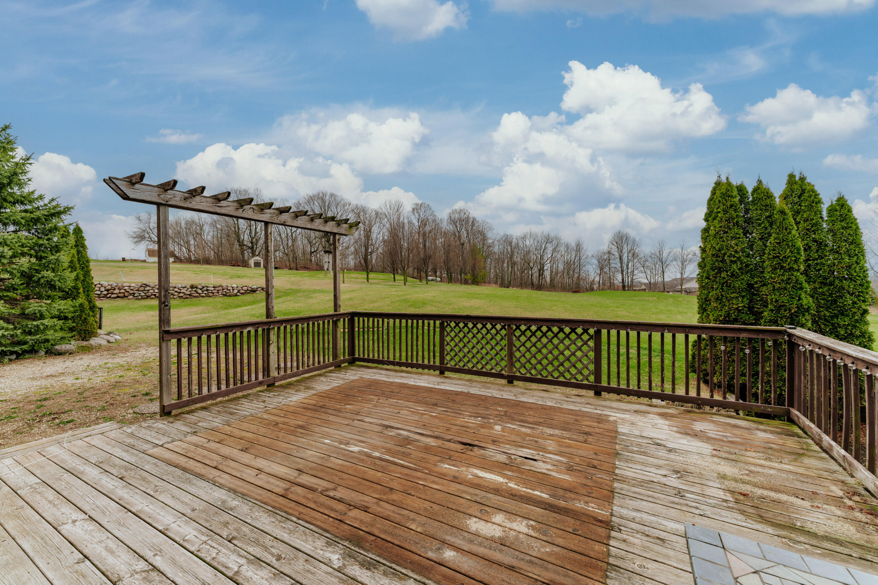 Farmington, Wisconsin 53021, United States, 5 Bedrooms Bedrooms, ,5 BathroomsBathrooms,Residential,Active,227836