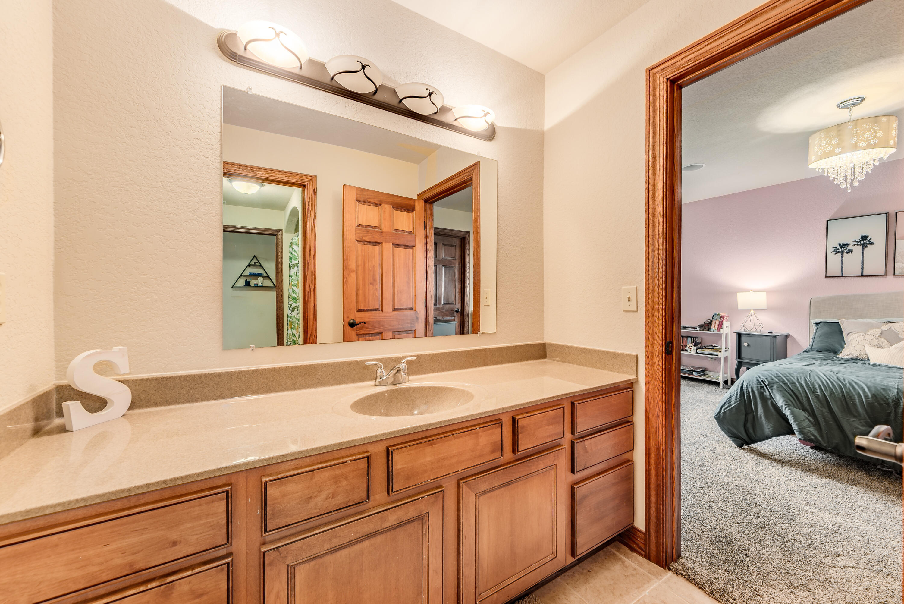 Farmington, Wisconsin 53021, United States, 5 Bedrooms Bedrooms, ,5 BathroomsBathrooms,Residential,Active,227836