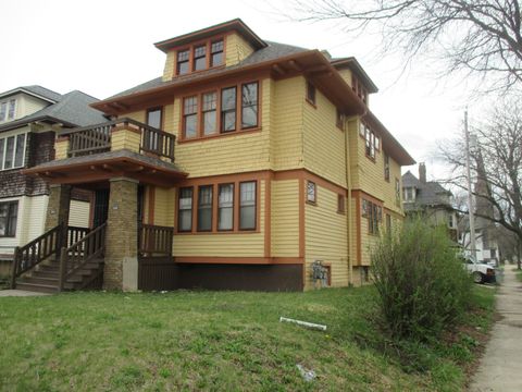 Photo of 1302 N 26th St, Milwaukee, WI 53205 (MLS # 1957981)