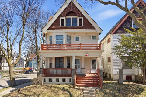 Photo of 3176 N Richards St, Milwaukee, WI 53212 (MLS # 1957176)