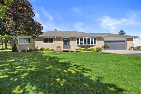 Photo of 7306 12th St, Somers, WI 53144 (MLS # 1982727)