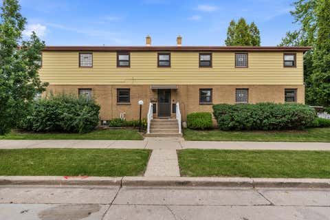 Photo of 4031 W Morgan Avenue Ave, Milwaukee, WI 53221 (MLS # 1969606)