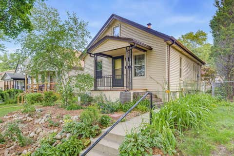 Photo of 3416 S Quincy Ave, Milwaukee, WI 53207 (MLS # 1976602)