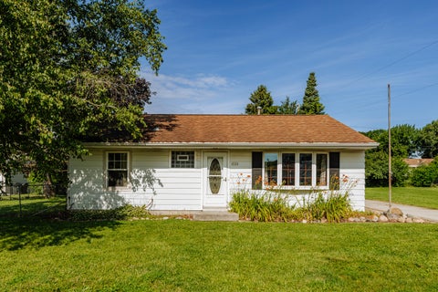 Photo of 7191 S 37th Pl, Franklin, WI 53132 (MLS # 1971186)