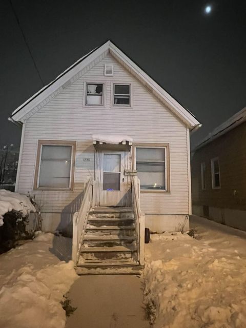 Photo of 1956 N 16th St, Milwaukee, WI 53204 (MLS # 1944350)