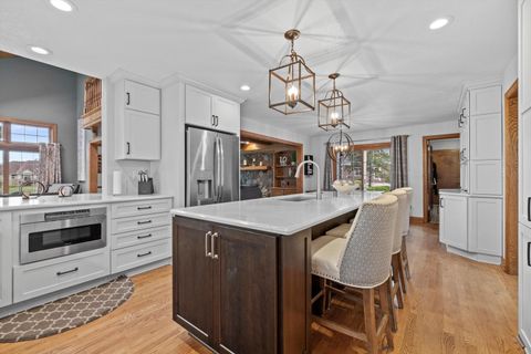 Photo of 9079 W Kensington Way, Franklin, WI 53132 (MLS # 1924015)