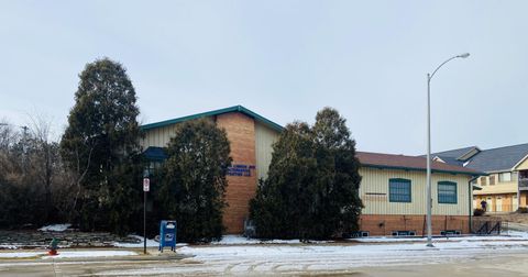 Photo of 10045 W Lisbon Ave, Wauwatosa, WI 53222 (MLS # 1940854)