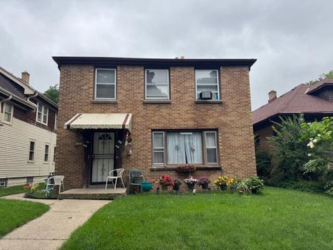 Photo of 3287 N 49th St, Milwaukee, WI 53216 (MLS # 1948979)