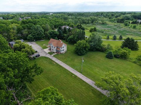 Photo of 19272 W Coffee Rd, New Berlin, WI 53146 (MLS # 1968145)