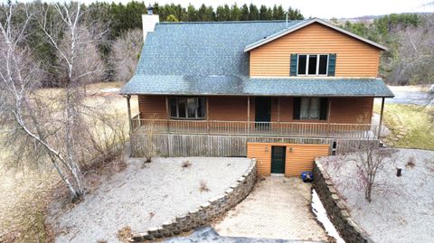 Photo of 2319 N State Road 28 Rd, Scott, WI 53001 (MLS # 1955420)