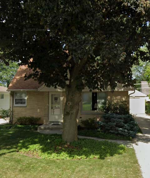 Photo of 2618 N 114th St, Wauwatosa, WI 53226 (MLS # 1970364)