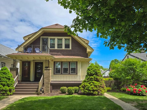 Photo of 3154 S Nevada St, Milwaukee, WI 53207 (MLS # 1965782)