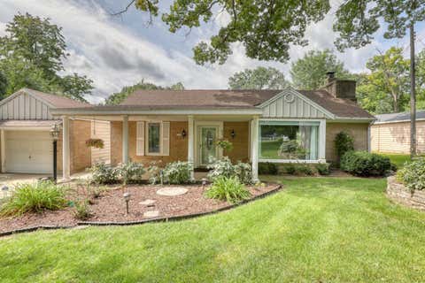 Photo of 2737 S Waukesha Rd, West Allis, WI 53227 (MLS # 1977045)