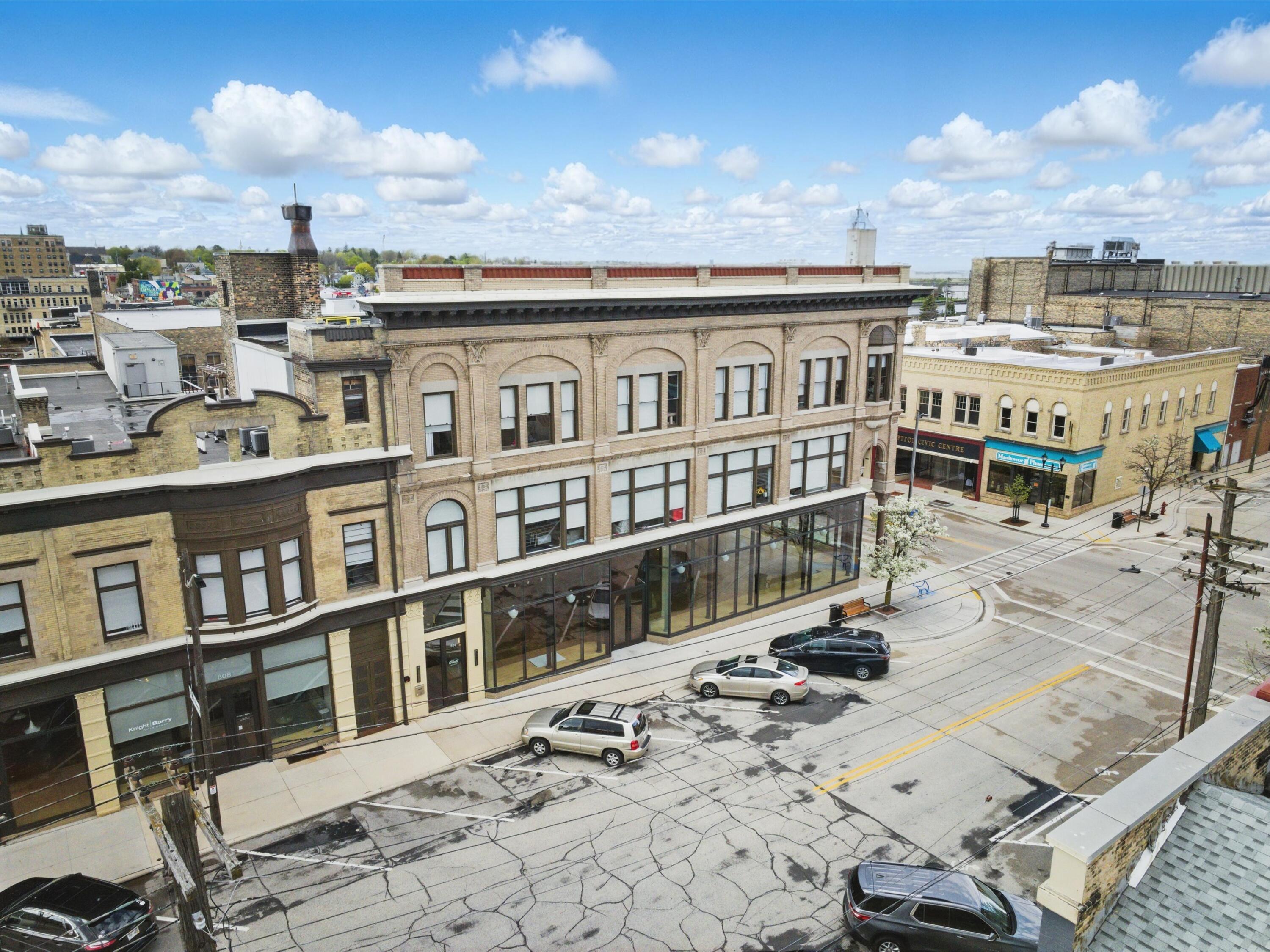 Manitowoc, Wisconsin 54220, United States, ,Residential,Active,136348