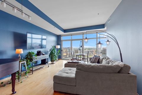 106 W Seeboth St, Milwaukee, WI 53204 - #: 1935486