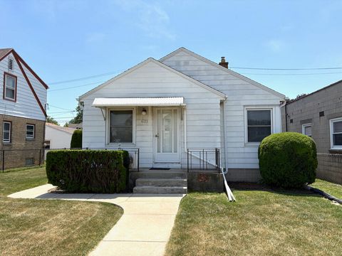 Photo of 6727 W Lincoln Ave, West Allis, WI 53219 (MLS # 1970805)