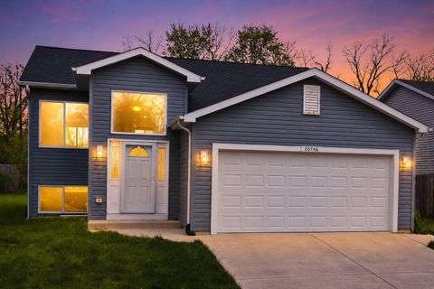 Photo of 26946 99th St, Salem Lakes, WI 53179 (MLS # 1961553)