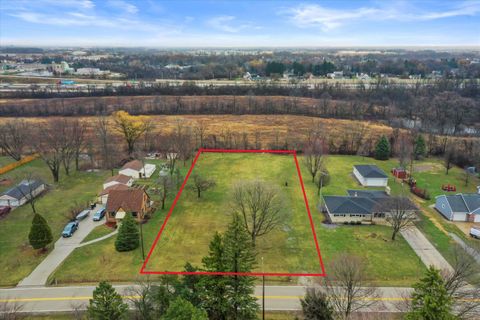 Photo of 8076 S 20th St, Oak Creek, WI 53154 (MLS # 1912296)