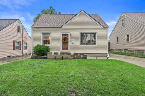 Photo of 2526 S 70th St, Milwaukee, WI 53219 (MLS # 1983268)