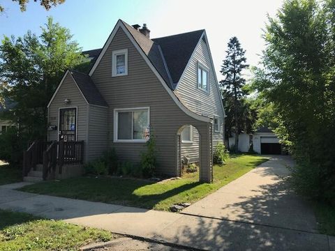 Photo of 5110 N 60th St, Milwaukee, WI 53218 (MLS # 1966329)