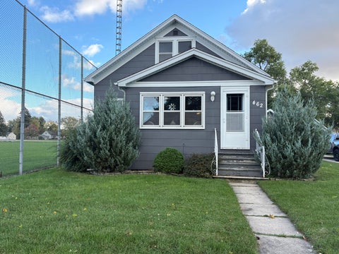 Photo of 462 E 2nd St, Fond Du Lac, WI 54935 (MLS # 1985279)