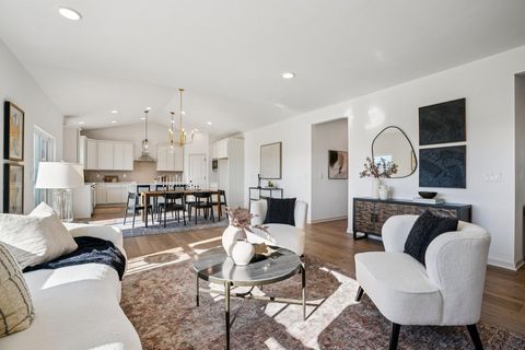 Photo of 9157 S Overlook Way, Franklin, WI 53132 (MLS # 1942472)