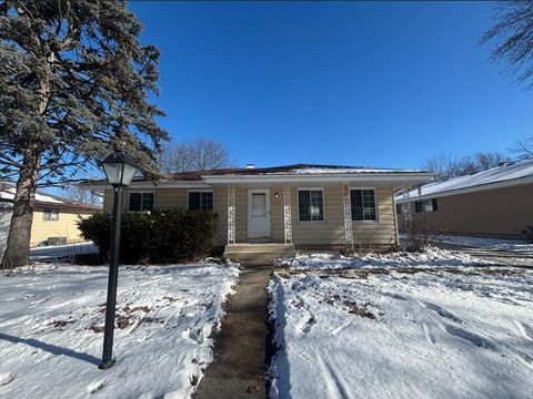 Photo of 8254 N 106th St, Milwaukee, WI 53224 (MLS # 1948895)