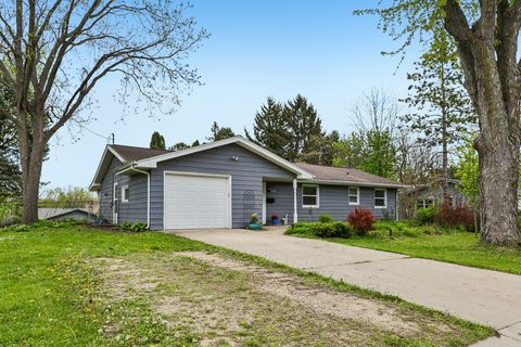 Photo of 409 S Jefferson St, Verona, WI 53593 (MLS # 1961451)