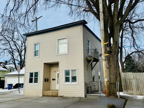 Photo of 2608 16th St, Racine, WI 53405 (MLS # 1945129)