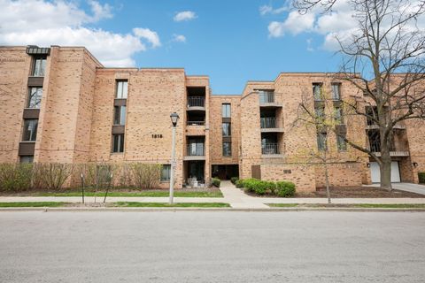 1818 E Shorewood Blvd, Shorewood, WI 53211 - #: 1916032