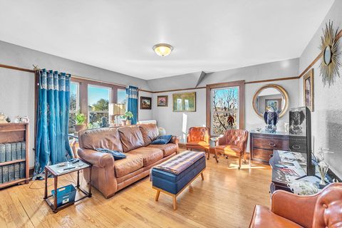 Photo of 6528 W North Ave, Wauwatosa, WI 53213 (MLS # 1951373)