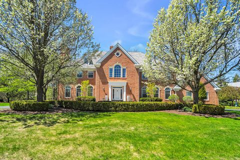 Photo of 10113 N Vintage Ct, Mequon, WI 53092 (MLS # 1917777)