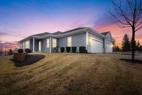 Photo of 2709 Esker Dr, West Bend, WI 53095 (MLS # 1952851)