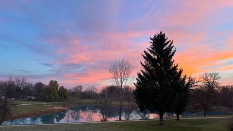 Photo of S40W31356 Johns Way, Genesee, WI 53189 (MLS # 1941423)