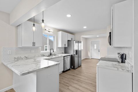 Photo of 1217 Blake Ave, South Milwaukee, WI 53172 (MLS # 1942284)