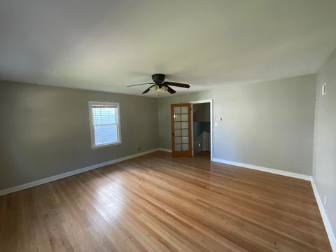 Photo of 4640 N Woodruff Ave, Whitefish Bay, WI 53211 (MLS # 1957779)