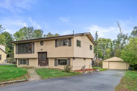 Photo of 12230 W Grange Ave, Hales Corners, WI 53130 (MLS # 1941048) Photo of 12230 W Grange Ave, Hales Corners, WI 53130 (MLS # 1941048)