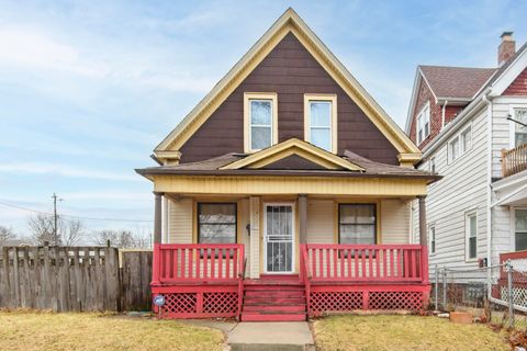Photo of 2831 N 25th St, Milwaukee, WI 53206 (MLS # 1951150)