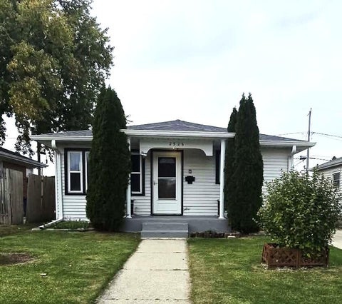 Photo of 2526 Maple Grove Ave, Racine, WI 53404 (MLS # 1986453)