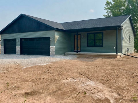 Photo of 1519 Alpine Cir, North Fond Du Lac, WI 54937 (MLS # 1972274)