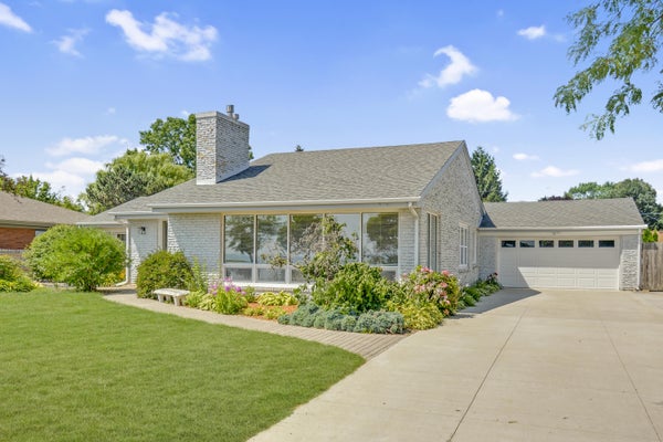 7744 2ND AVE, KENOSHA, WI 53143 - Image 9a135cd65a23ed0a0655a9cf588bdd7f/3583656394